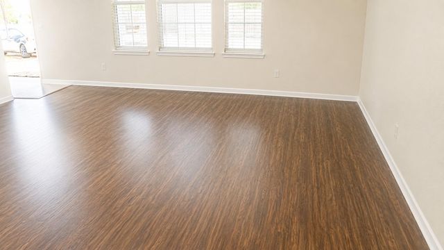 114 Sendero Drive, Huntsville, TX 77340
