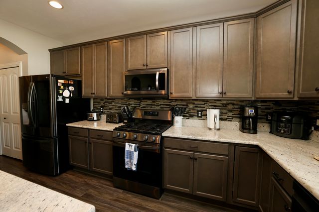 10052 Pearwood Drive, St. John, IN 46373