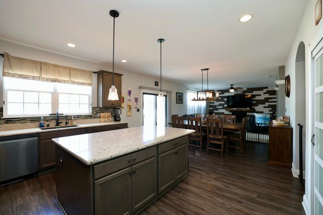 10052 Pearwood Drive, St. John, IN 46373