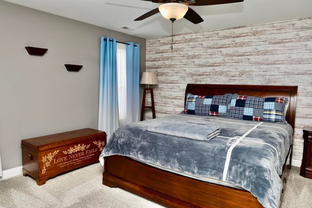 10052 Pearwood Drive, St. John, IN 46373