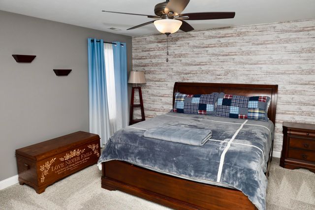 10052 Pearwood Drive, St. John, IN 46373