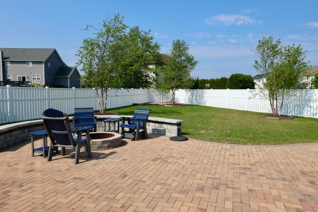 10052 Pearwood Drive, St. John, IN 46373