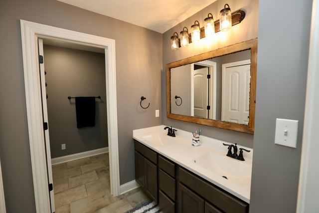 10052 Pearwood Drive, St. John, IN 46373