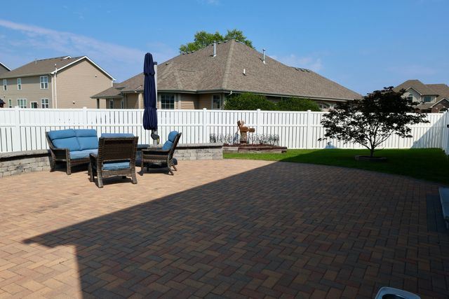 10052 Pearwood Drive, St. John, IN 46373