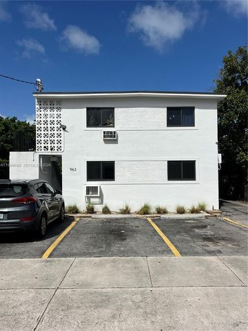 963 NW 5th St 1, Miami, FL 33128