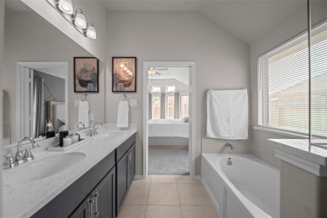 32018 Towering Birch Trail, Conroe, TX 77385