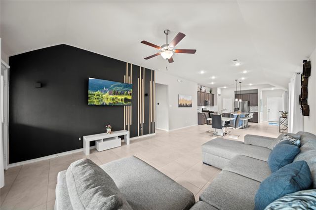 32018 Towering Birch Trail, Conroe, TX 77385