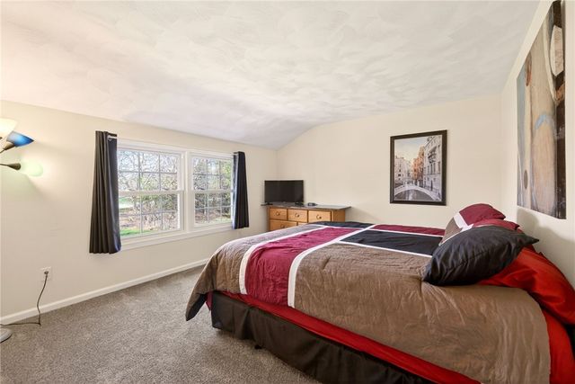 872 Joylene Drive, Webster, NY 14580