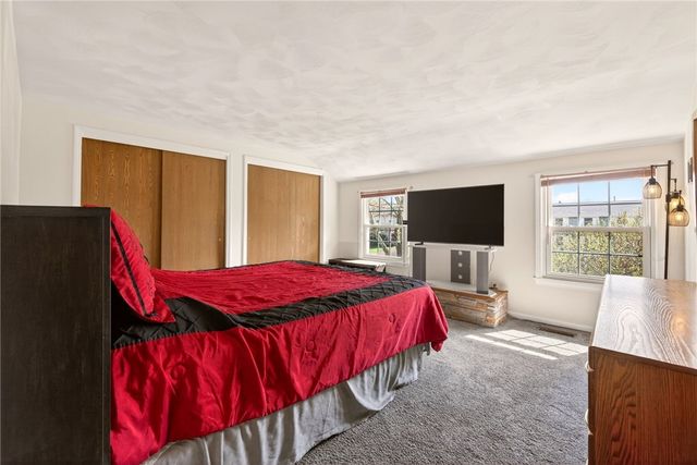 872 Joylene Drive, Webster, NY 14580