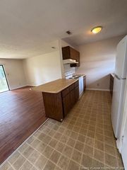 829 Applewood Lane, Fayetteville, NC 28303