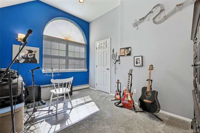 9 Village Drive, Medford, NY 11763