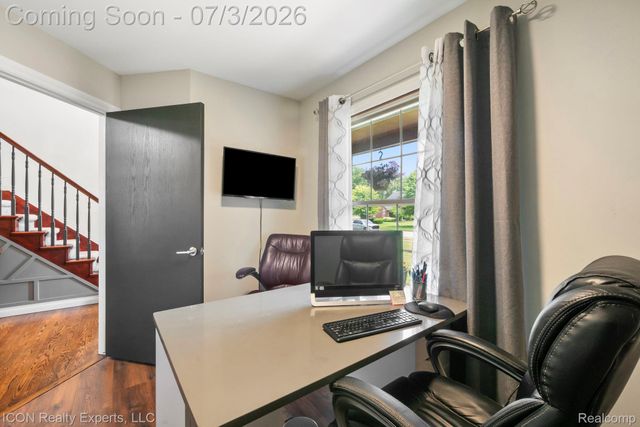 11016 Pembrooke Circle, Green Oak Township, MI 48178