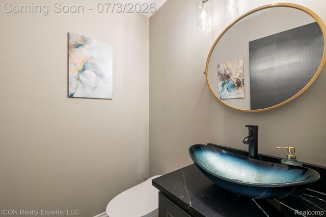11016 Pembrooke Circle, Green Oak Township, MI 48178