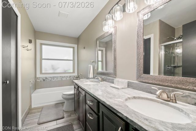 11016 Pembrooke Circle, Green Oak Township, MI 48178