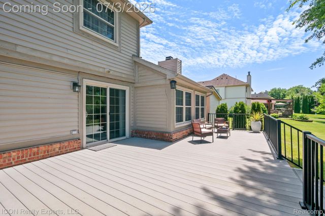 11016 Pembrooke Circle, Green Oak Township, MI 48178
