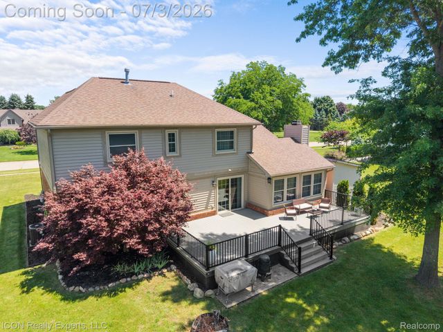 11016 Pembrooke Circle, Green Oak Township, MI 48178