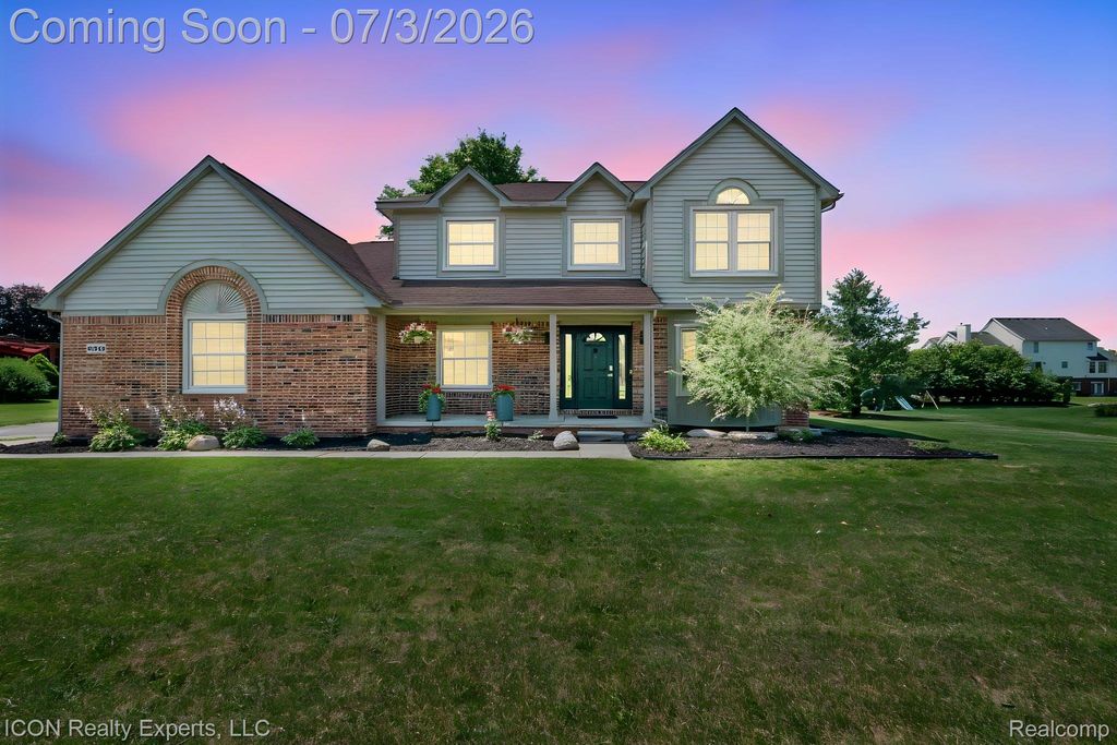 11016 Pembrooke Circle, Green Oak Township, MI 48178