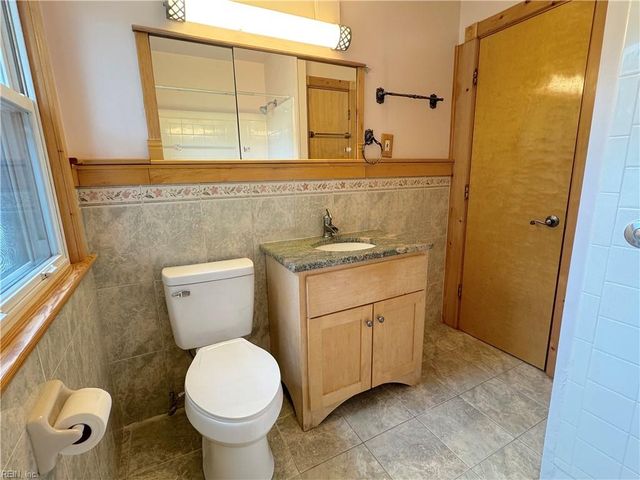 5007 Hazelwood RD, Hampton, VA 23605