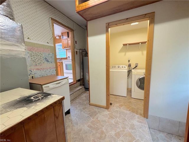 5007 Hazelwood RD, Hampton, VA 23605