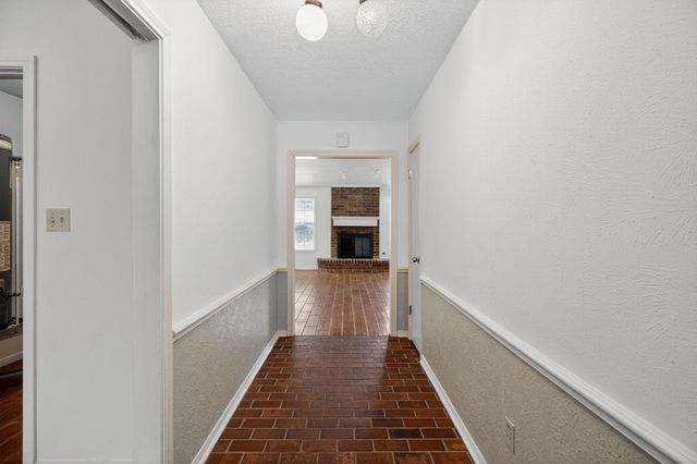 206 Staples Drive, Baytown, TX 77523