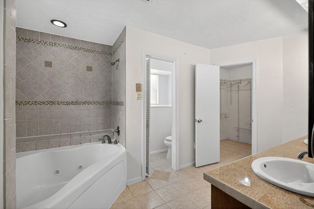 206 Staples Drive, Baytown, TX 77523