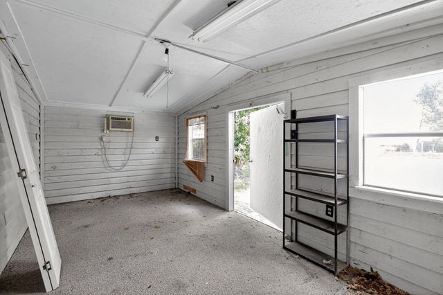 206 Staples Drive, Baytown, TX 77523