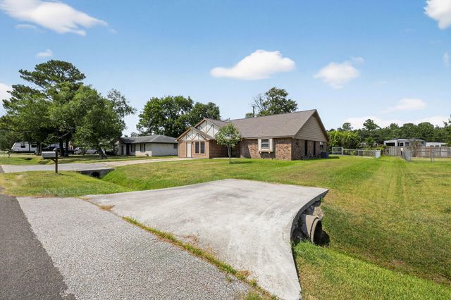 206 Staples Drive, Baytown, TX 77523