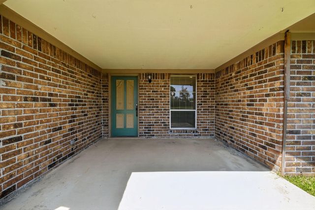 206 Staples Drive, Baytown, TX 77523