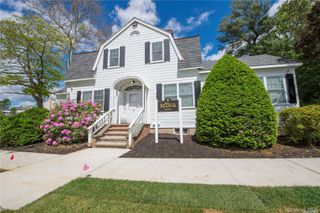 14 Northridge Street 14, Huntington Station, NY 11746