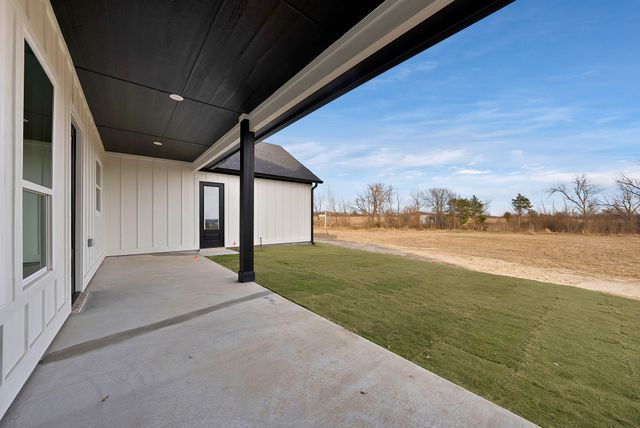 3089 Cr-1076, Celeste, TX 75423