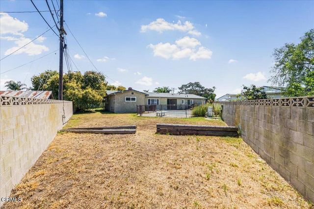 1061 Gill Avenue, Port Hueneme, CA 93041