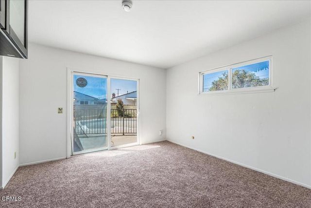 1061 Gill Avenue, Port Hueneme, CA 93041