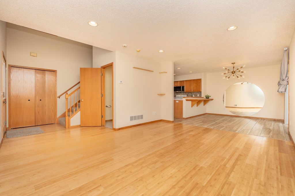 15570 Finch Avenue, Apple Valley, MN 55124 — photo 4