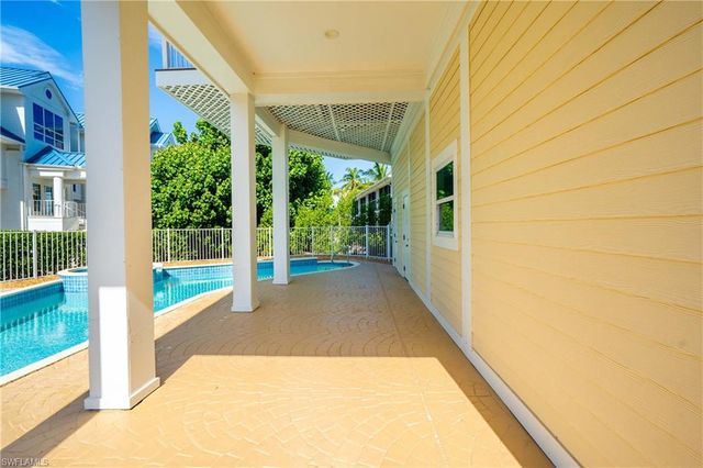 408 Bella Vista WAY E, Sanibel, FL 33957