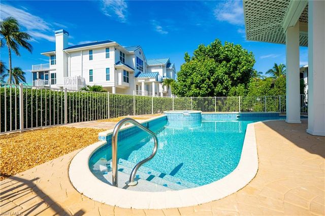 408 Bella Vista WAY E, Sanibel, FL 33957