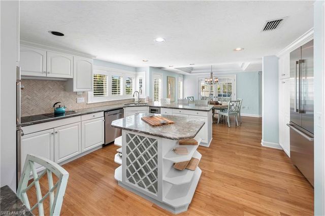 408 Bella Vista WAY E, Sanibel, FL 33957