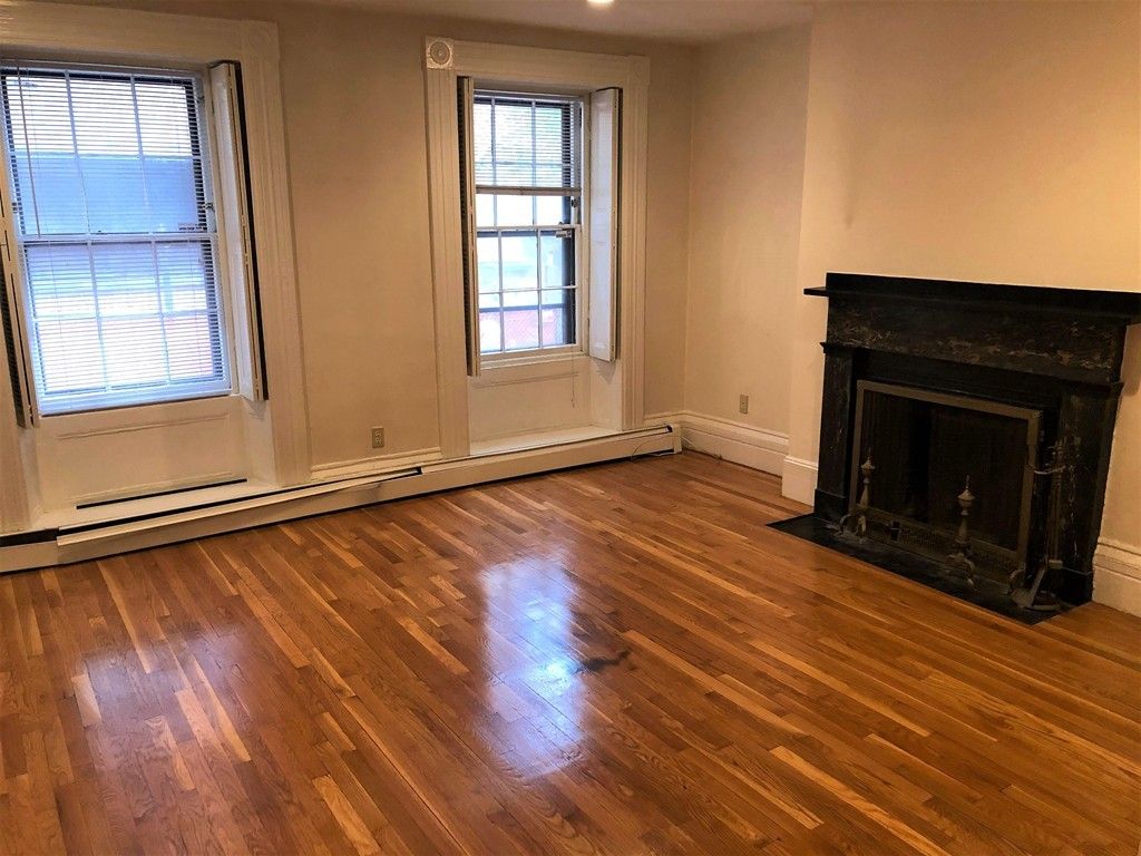 38 Temple 1, Boston, MA 02114