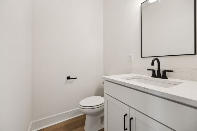 1075 Linder Ridge Rd, Woodlawn, TN 37191