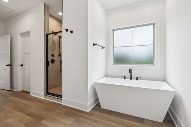 1075 Linder Ridge Rd, Woodlawn, TN 37191