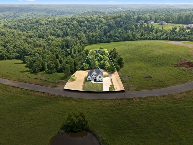 1075 Linder Ridge Rd, Woodlawn, TN 37191