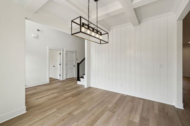 1075 Linder Ridge Rd, Woodlawn, TN 37191