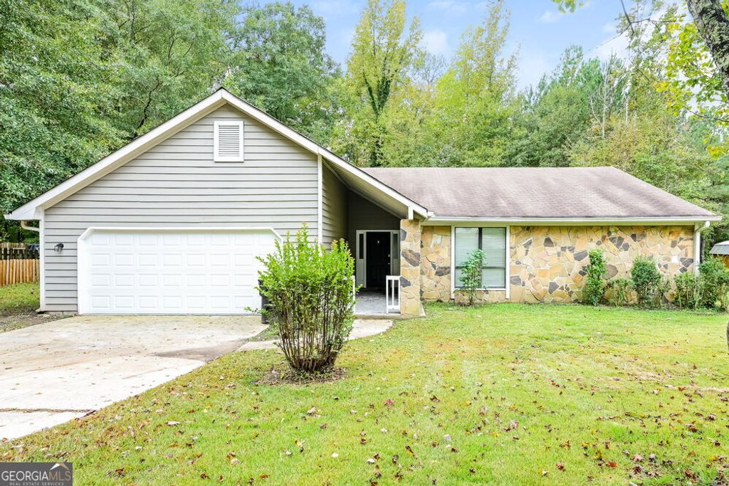 8983 Habersham Drive, Jonesboro, GA 30238