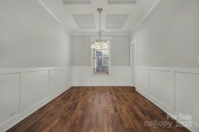 10004 Michael Crossing Drive, Charlotte, NC 28213