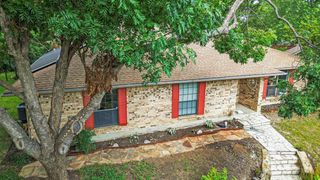 817 Braswell Street, Cedar Hill, TX 75104