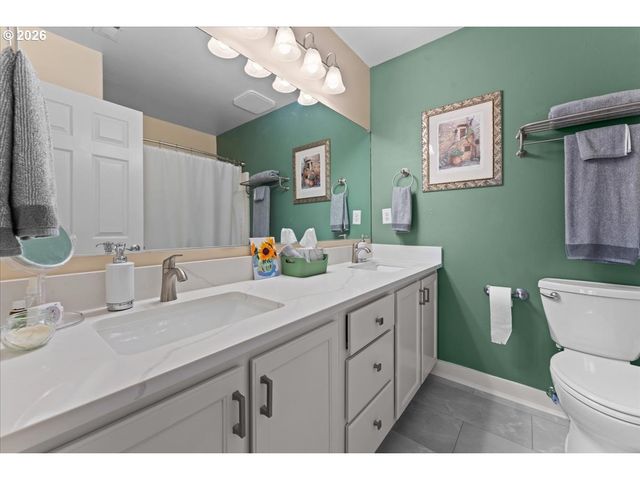 21123 Ne OSBURN Loop, Fairview, OR 97024