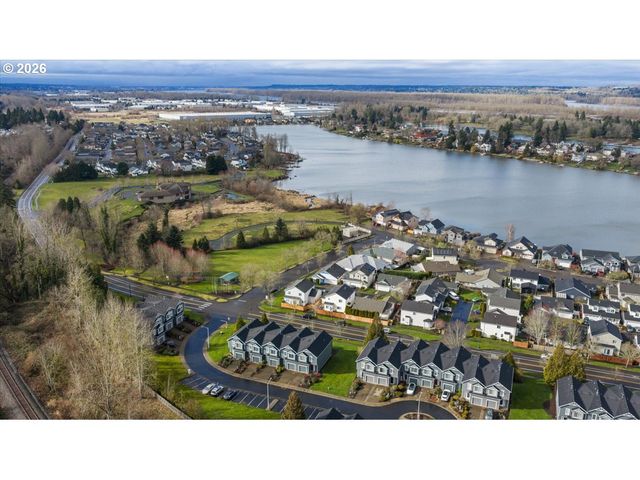 21123 Ne OSBURN Loop, Fairview, OR 97024