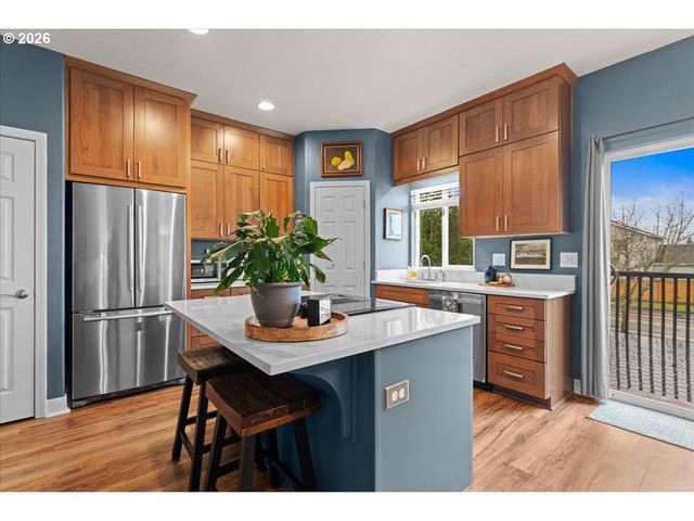 21123 Ne OSBURN Loop, Fairview, OR 97024