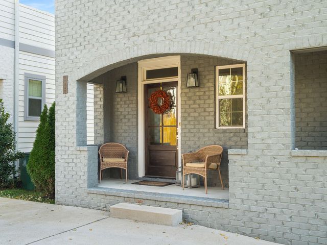 2146B Oakland St, Nashville, TN 37210