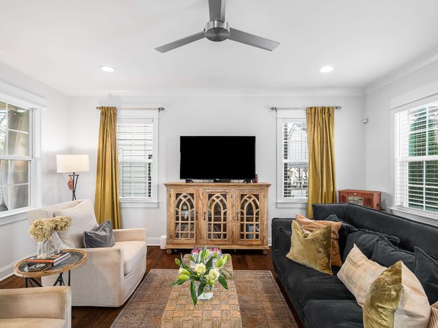 2146B Oakland St, Nashville, TN 37210