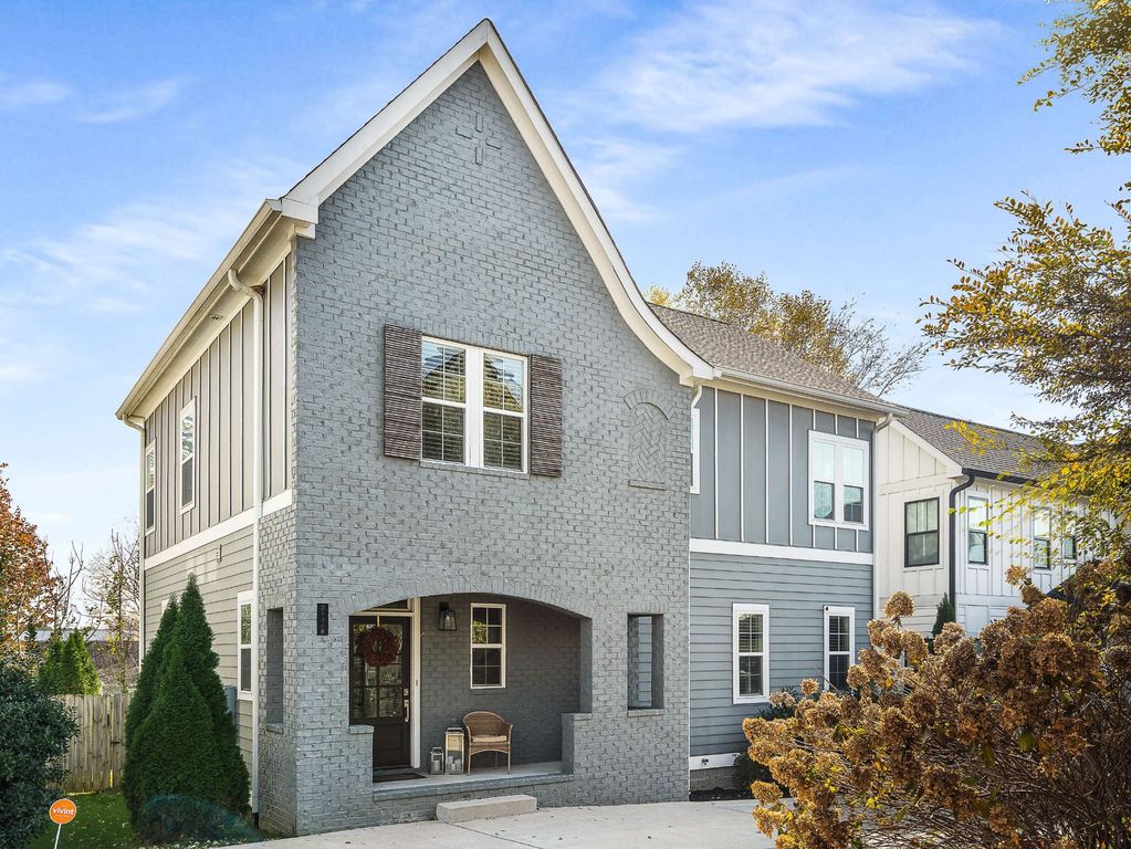 2146B Oakland St, Nashville, TN 37210